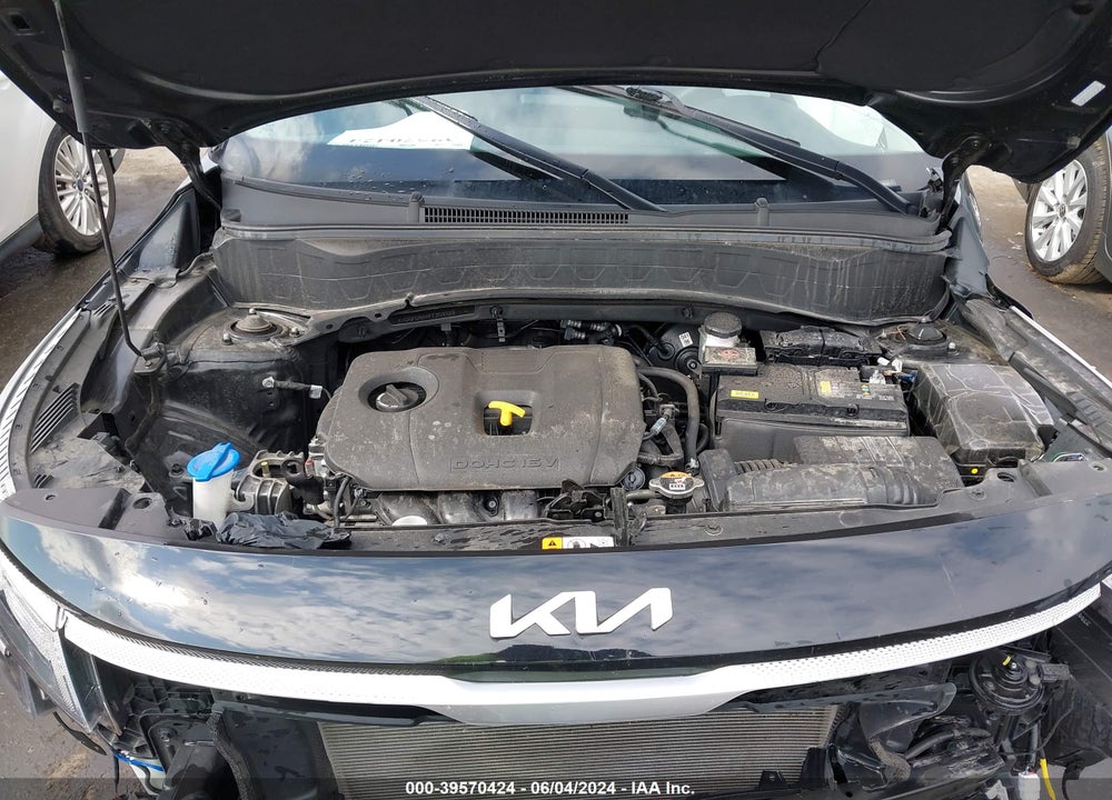 2023 KIA SELTOS LX VIN: KNDEPCAAXP7359920