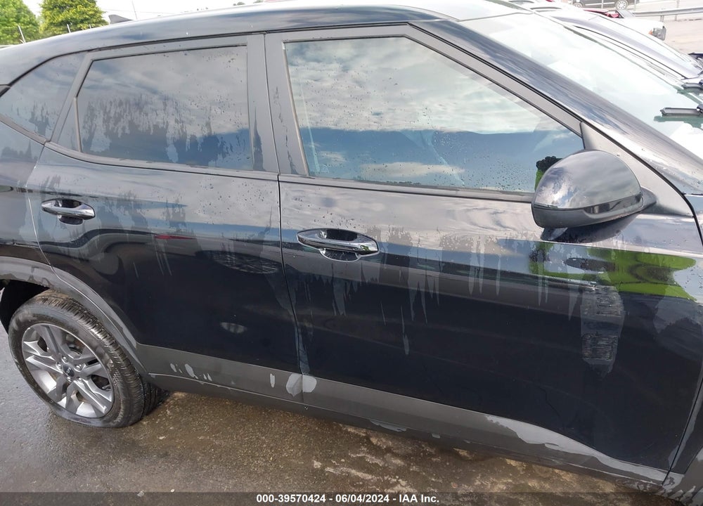 2023 KIA SELTOS LX VIN: KNDEPCAAXP7359920
