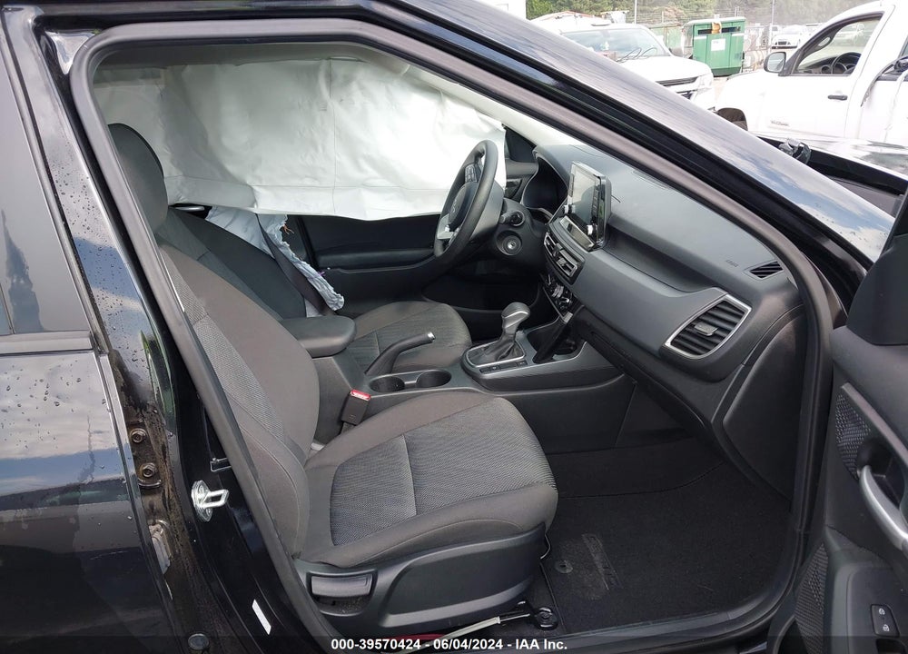 2023 KIA SELTOS LX VIN: KNDEPCAAXP7359920