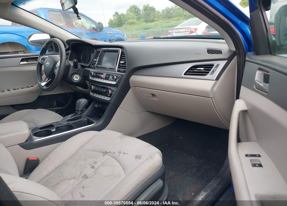2019 HYUNDAI SONATA SE VIN: 5NPE24AF7KH744839