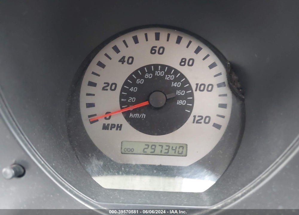 2004 NISSAN FRONTIER XE-V6 VIN: 1N6ED29Y04C410121