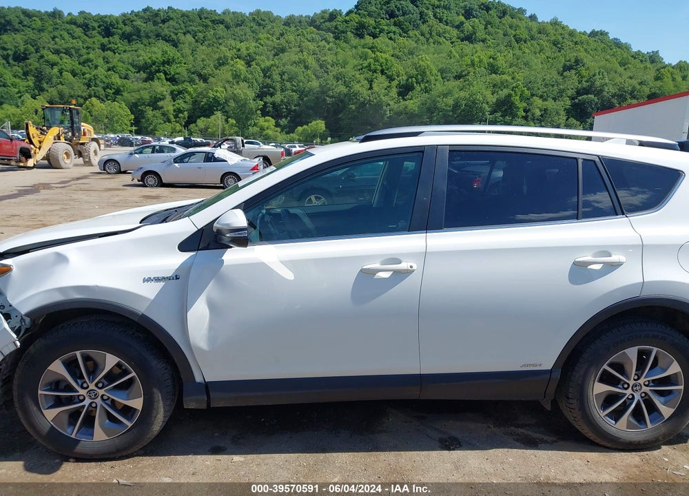 2017 TOYOTA RAV4 HYBRID XLE VIN: JTMRJREV2HD118259