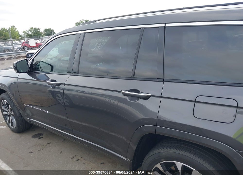 2023 JEEP GRAND CHEROKEE L OVERLAND 4X4 VIN: 1C4RJKDG5P8819685