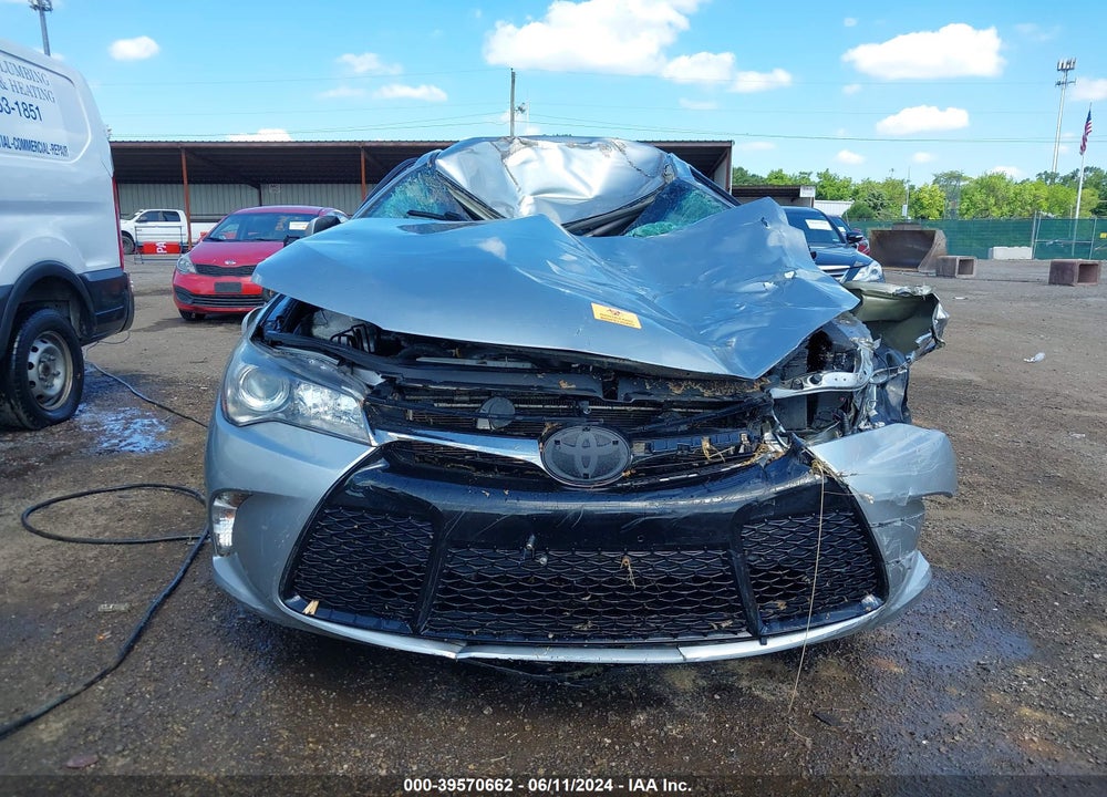 2017 TOYOTA CAMRY SE VIN: 4T1BF1FK3HU702545