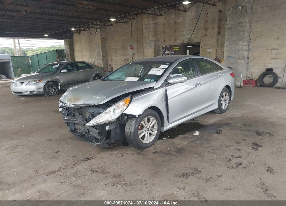 2014 HYUNDAI SONATA GLS VIN: 5NPEB4AC8EH828467