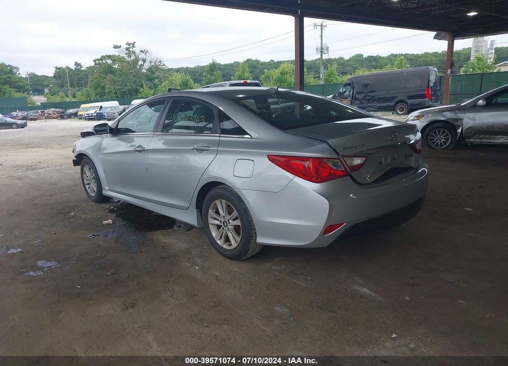 2014 HYUNDAI SONATA GLS VIN: 5NPEB4AC8EH828467