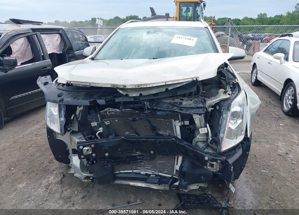 2013 CADILLAC SRX PERFORMANCE COLLECTION VIN: 3GYFNDE3XDS548442