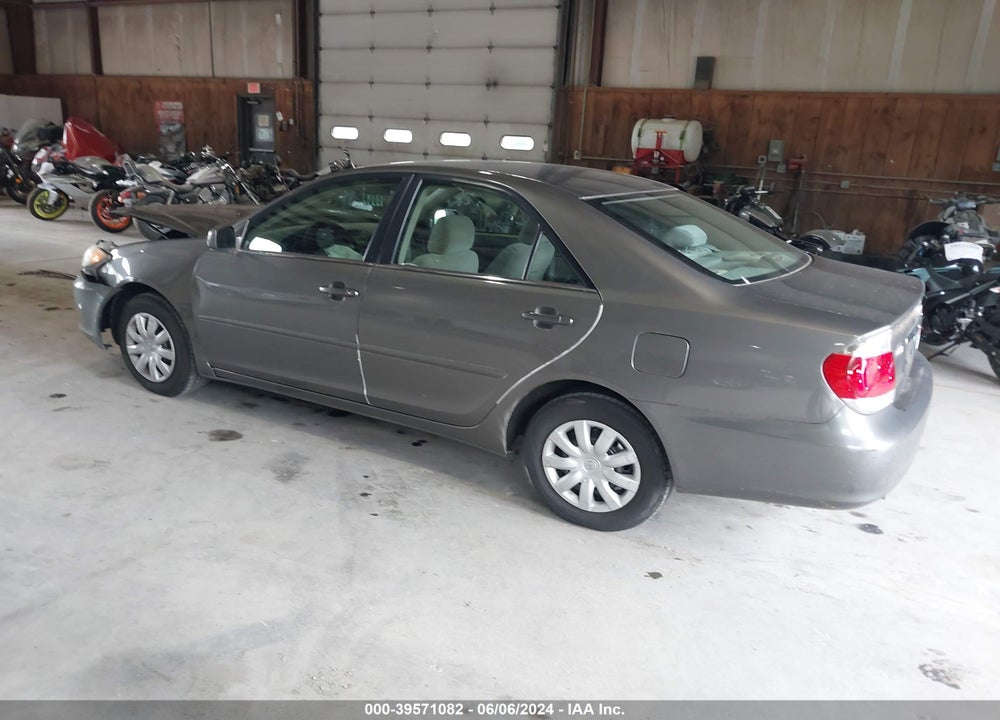 2006 TOYOTA CAMRY VIN: 4T1BE32K06U730580