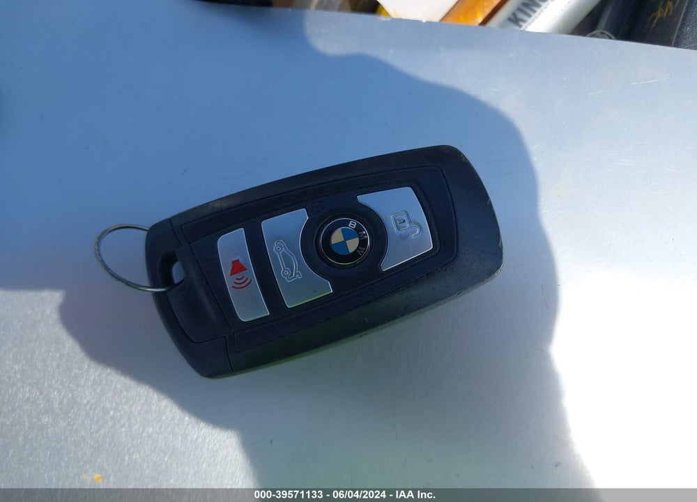 2015 BMW 528I XDRIVE VIN: WBA5A7C52FG142740