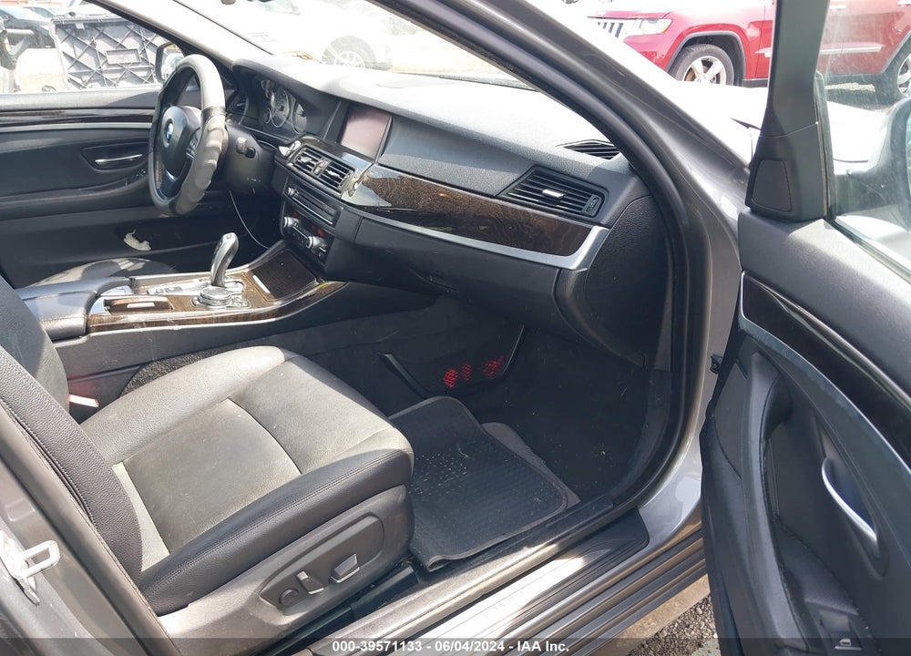 2015 BMW 528I XDRIVE VIN: WBA5A7C52FG142740