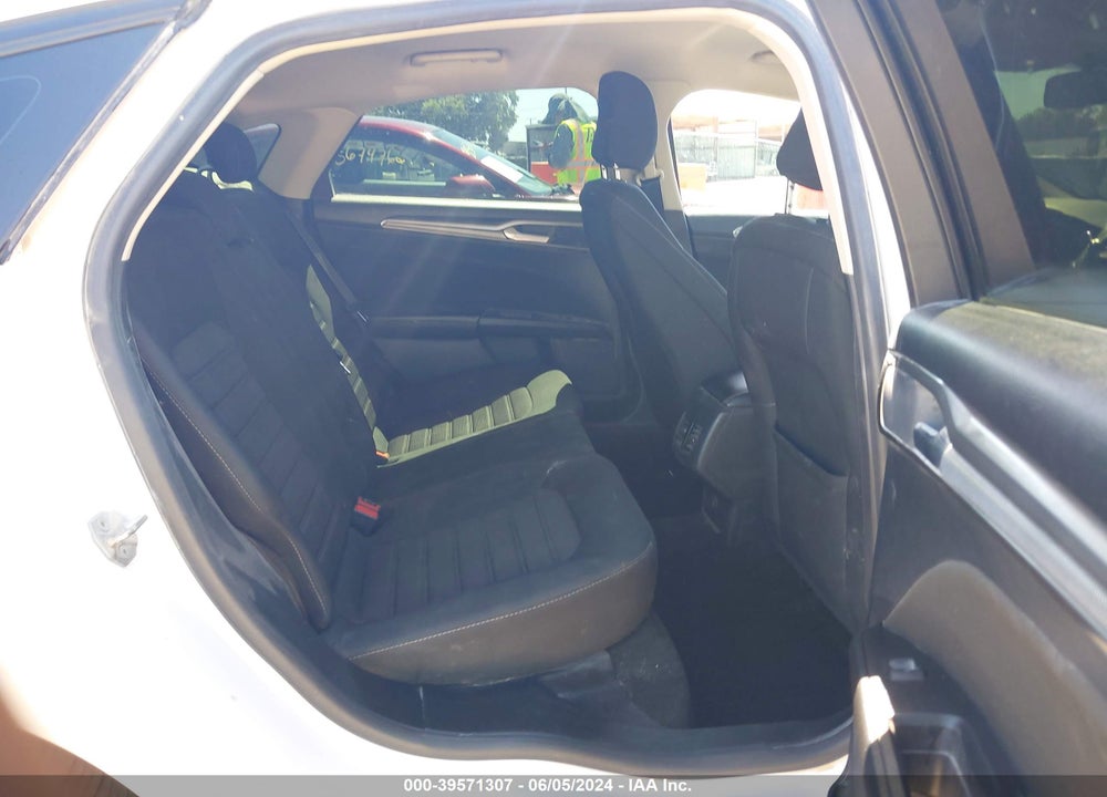 2020 FORD FUSION SE VIN: 3FA6P0HD4LR169879