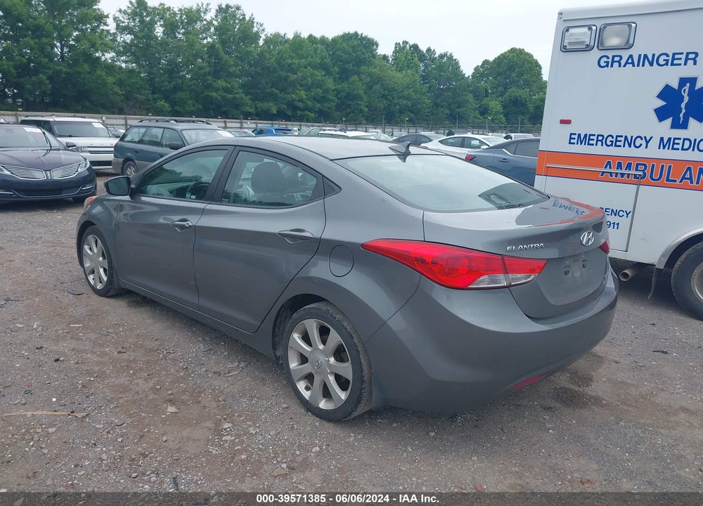 2013 HYUNDAI ELANTRA LIMITED VIN: 5NPDH4AE4DH284477