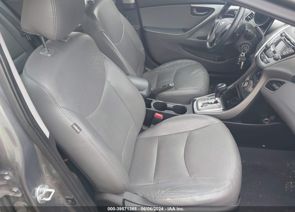2013 HYUNDAI ELANTRA LIMITED VIN: 5NPDH4AE4DH284477