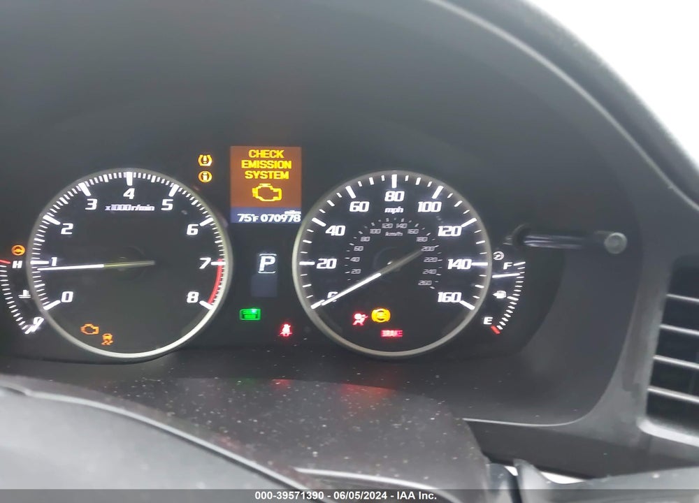 2017 ACURA ILX WATCH PLUS PACKAGE VIN: 19UDE2F33HA013753