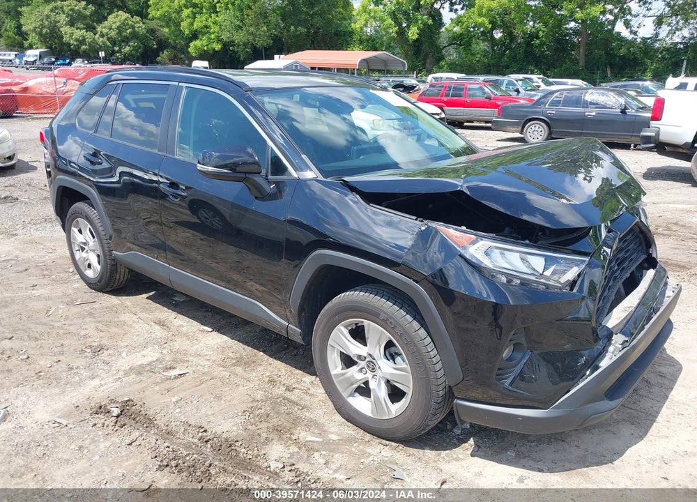 2021 TOYOTA RAV4 XLE VIN: 2T3W1RFV8MC110750