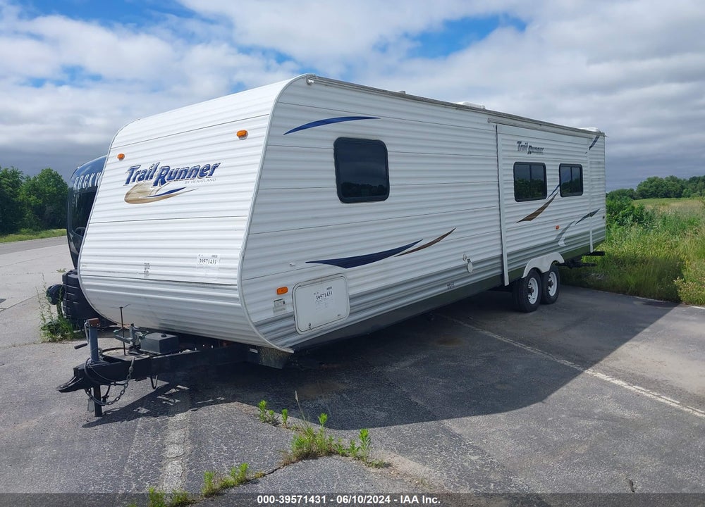 2011 HEARTLAND RV TRAIL RUNNER VIN: 5SFEB332XBE213054