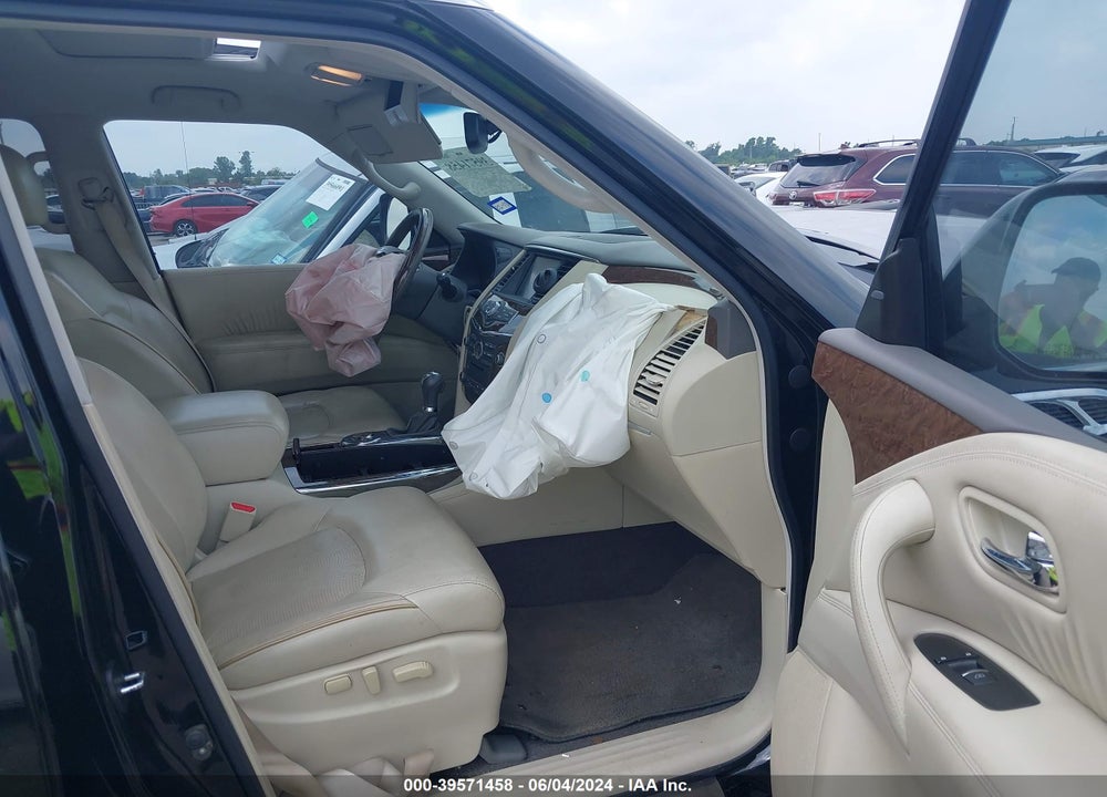 2017 INFINITI QX80 VIN: JN8AZ2ND7H9830939