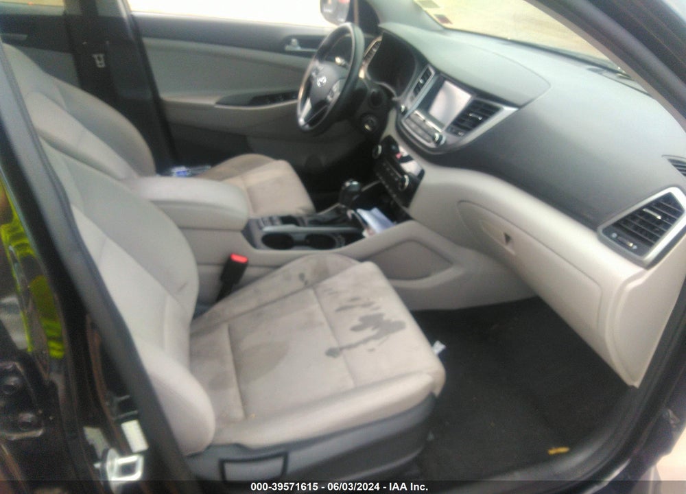 2018 HYUNDAI TUCSON SEL VIN: KM8J3CA49JU674975