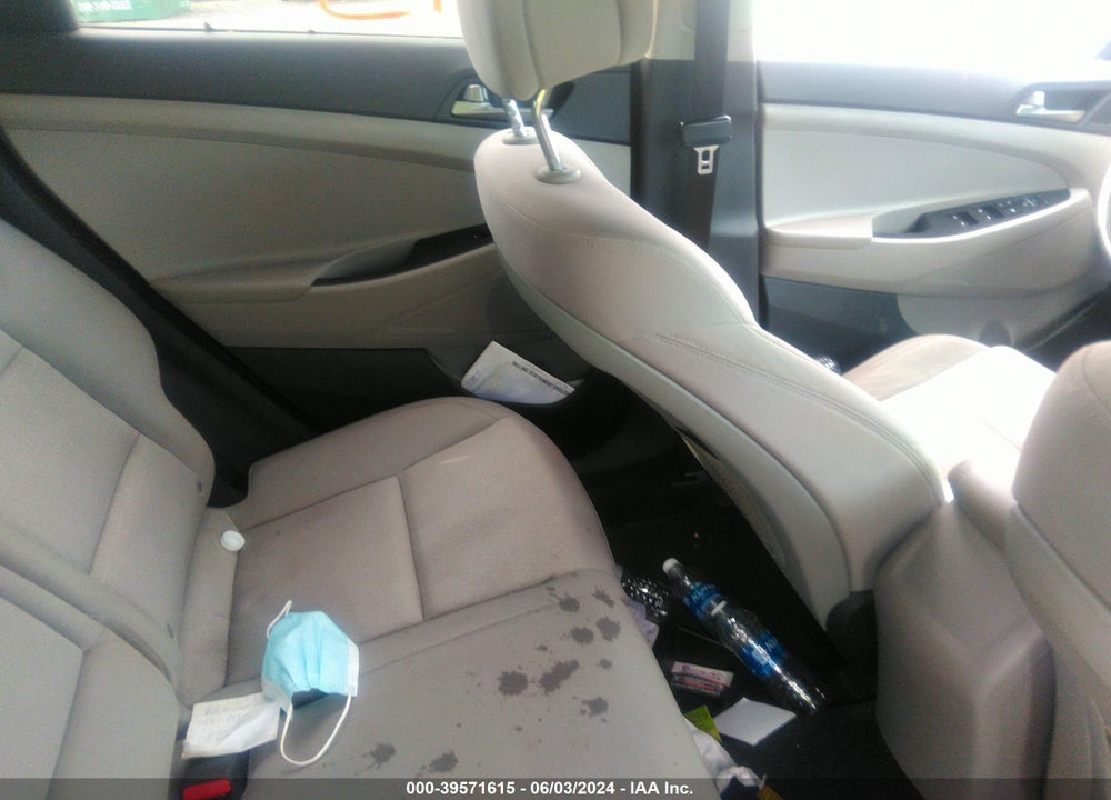 2018 HYUNDAI TUCSON SEL VIN: KM8J3CA49JU674975