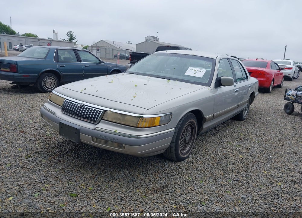 1992 MERCURY GRAND MARQUIS LS VIN: 2MECM75WXNX642420