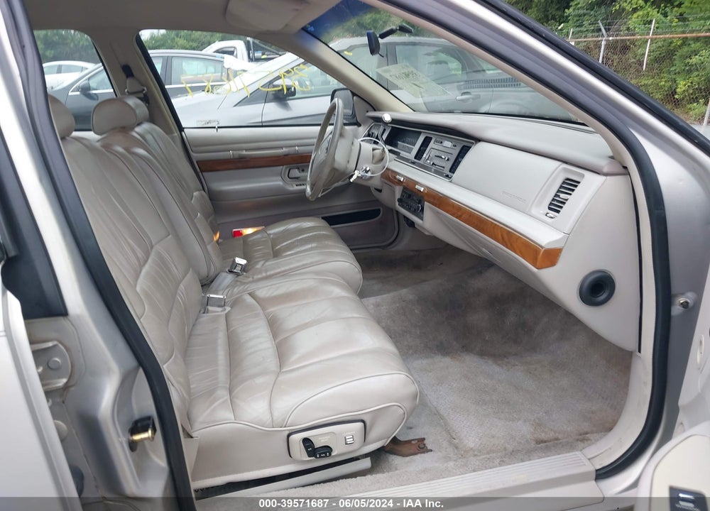 1992 MERCURY GRAND MARQUIS LS VIN: 2MECM75WXNX642420