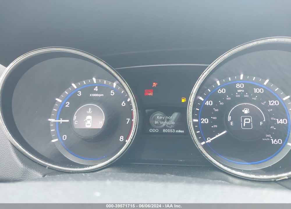2011 HYUNDAI SONATA SE VIN: 5NPEC4AC1BH053843