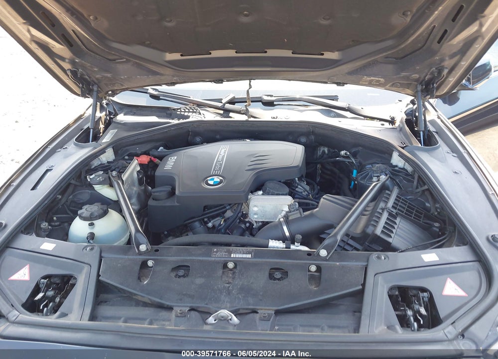 2012 BMW 528I XDRIVE VIN: WBAXH5C55CDW09431