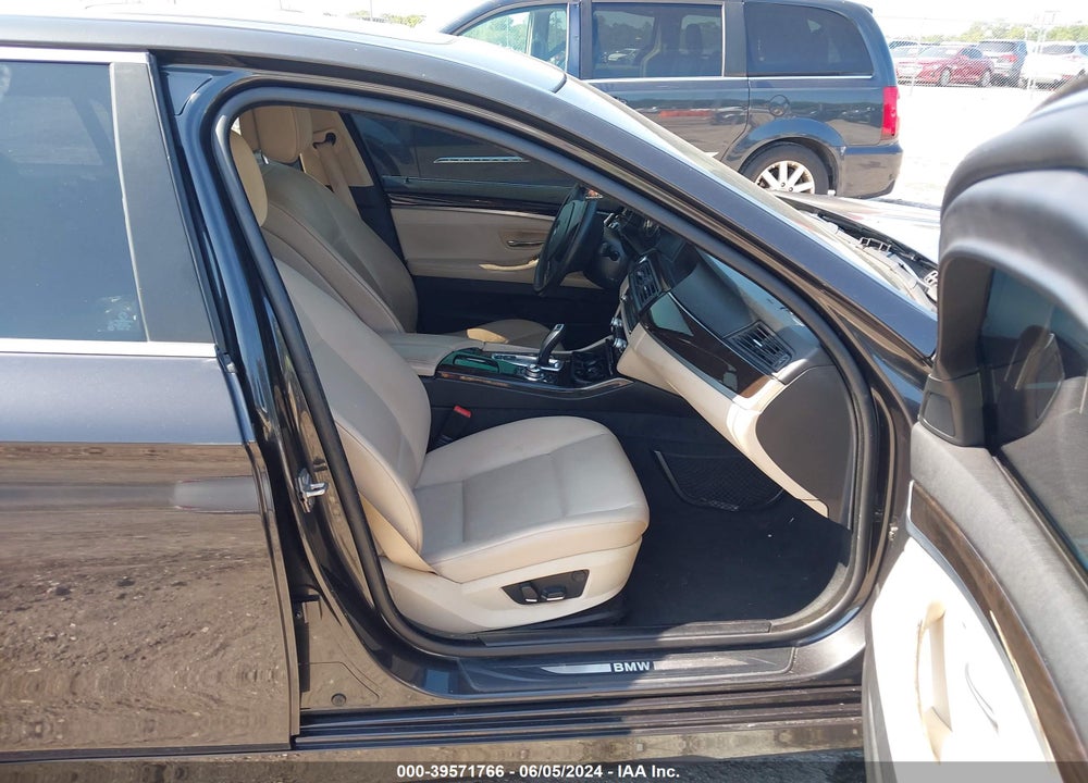 2012 BMW 528I XDRIVE VIN: WBAXH5C55CDW09431