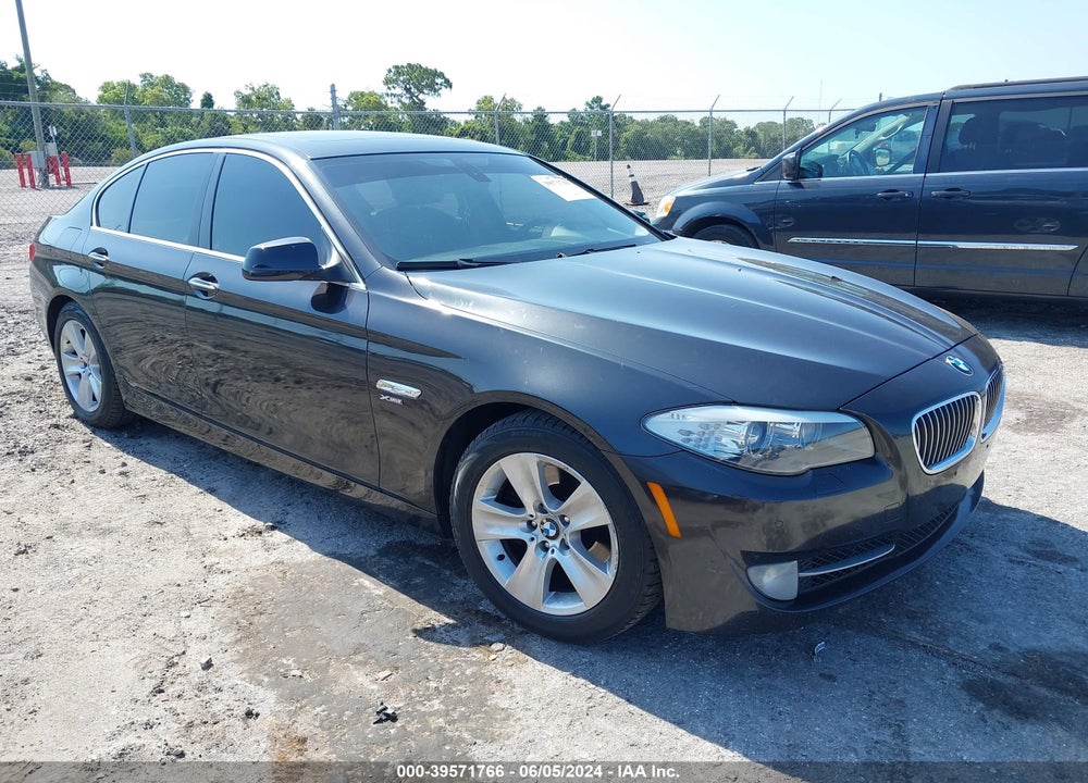 2012 BMW 528I XDRIVE VIN: WBAXH5C55CDW09431