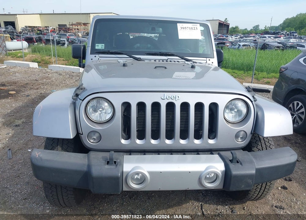 2014 JEEP WRANGLER UNLIMITED SAHARA VIN: 1C4BJWEG9EL164710