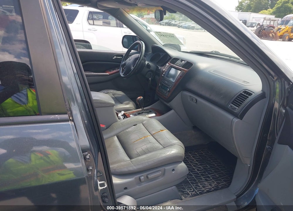 2005 ACURA MDX VIN: 2HNYD18835H542830