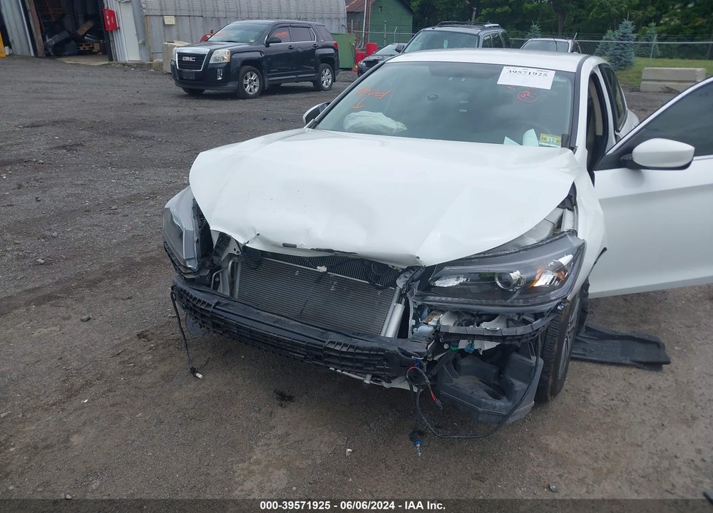 2014 HONDA ACCORD LX VIN: 1HGCR2F35EA181423
