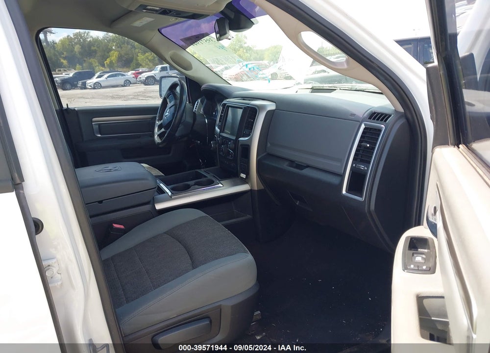 2013 RAM 1500 SLT VIN: 1C6RR6LG4DS711503