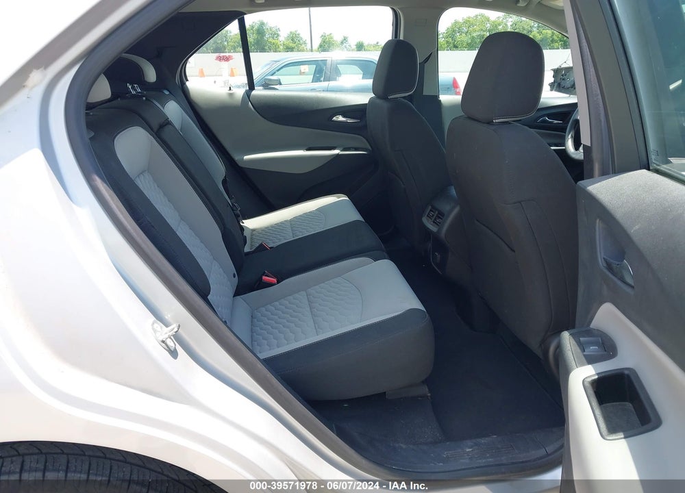 2018 CHEVROLET EQUINOX LS VIN: 2GNAXHEV7J6124267