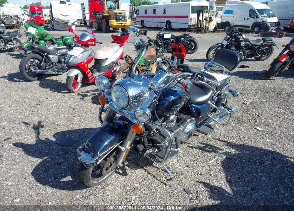 2014 HARLEY-DAVIDSON FLHR ROAD KING VIN: 1HD1FBM12EB673707