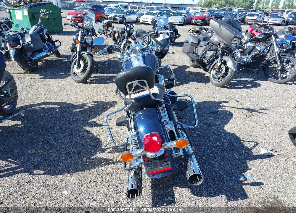 2014 HARLEY-DAVIDSON FLHR ROAD KING VIN: 1HD1FBM12EB673707
