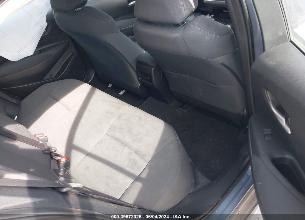 2021 TOYOTA COROLLA LE VIN: 5YFEPMAE2MP208847