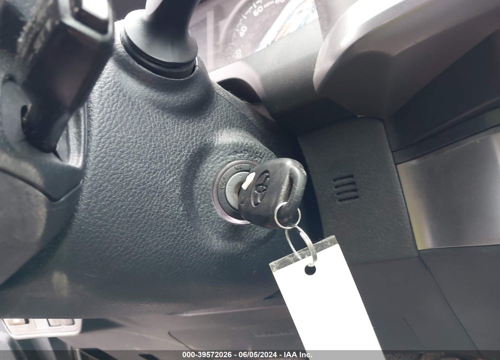 2019 TOYOTA TACOMA SR5 V6 VIN: 3TMCZ5AN3KM264775