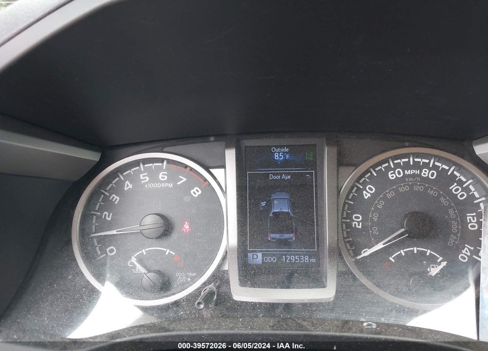 2019 TOYOTA TACOMA SR5 V6 VIN: 3TMCZ5AN3KM264775