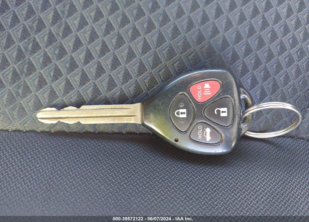 2011 TOYOTA CAMRY SE VIN: 4T1BF3EK5BU140037