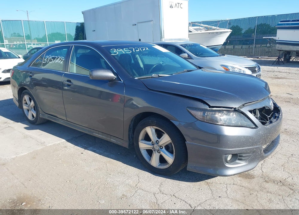 2011 TOYOTA CAMRY SE VIN: 4T1BF3EK5BU140037