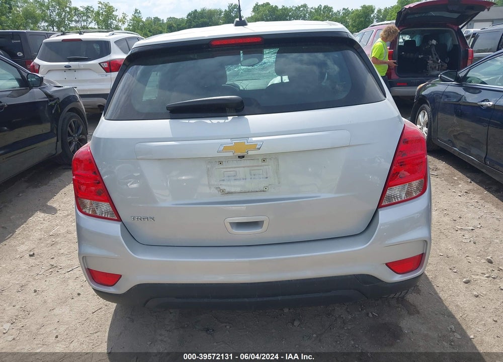 2020 CHEVROLET TRAX FWD LS VIN: 3GNCJKSB2LL208206