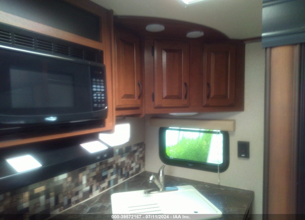 2016 JAYCO JAY FLIGHT VIN: 1UJBJ0BN1G1TW0056