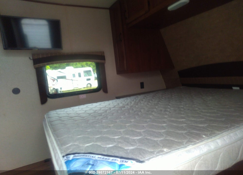 2016 JAYCO JAY FLIGHT VIN: 1UJBJ0BN1G1TW0056