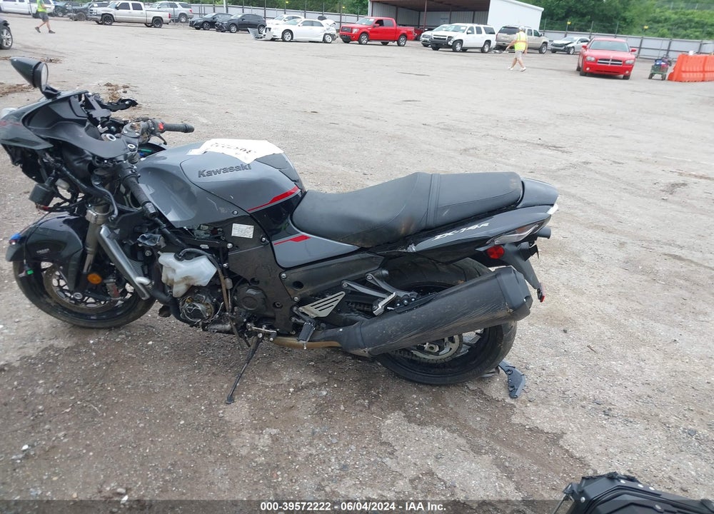 2022 KAWASAKI ZX1400 J VIN: JKBZXNJ10NA015466