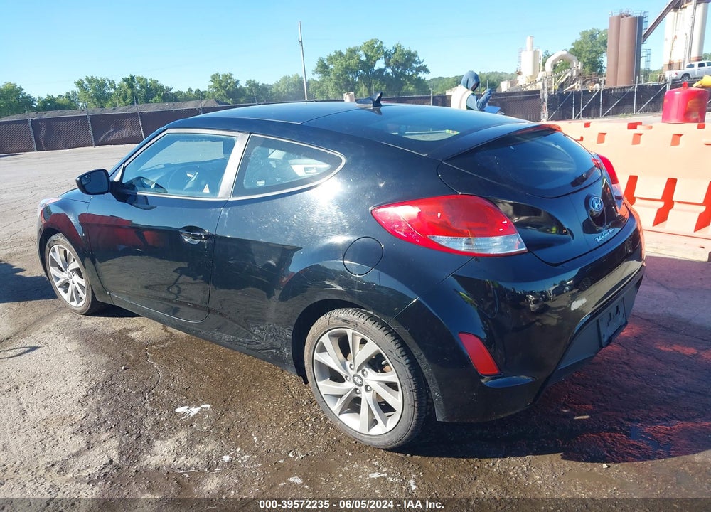 2017 HYUNDAI VELOSTER VIN: KMHTC6AD1HU315155