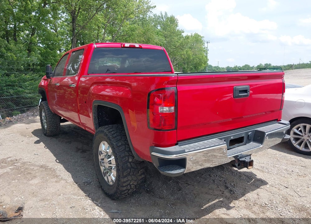 2015 GMC SIERRA 2500HD SLT VIN: 1GT12ZE87FF119381