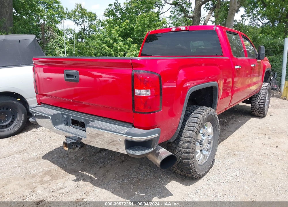 2015 GMC SIERRA 2500HD SLT VIN: 1GT12ZE87FF119381