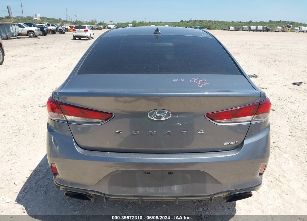 2018 HYUNDAI SONATA SPORT VIN: 5NPE34AF4JH719862