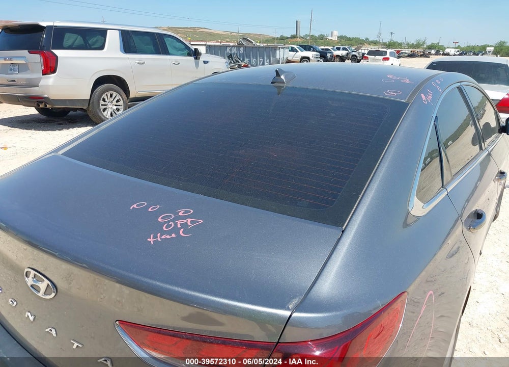 2018 HYUNDAI SONATA SPORT VIN: 5NPE34AF4JH719862